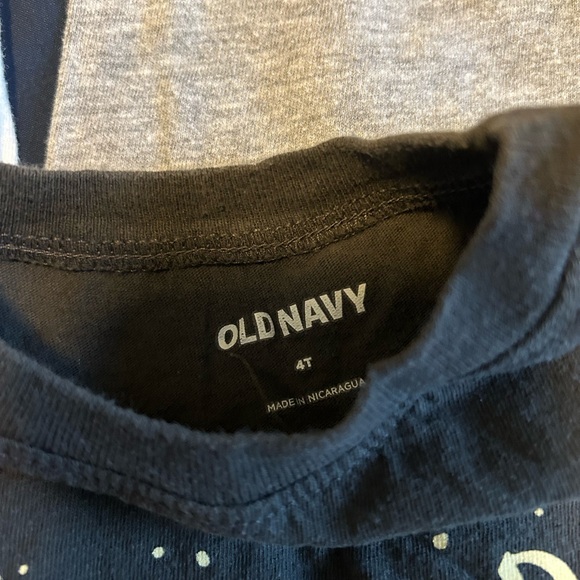 4T Graphic T-Shirt Bundle - Picture 2 of 7